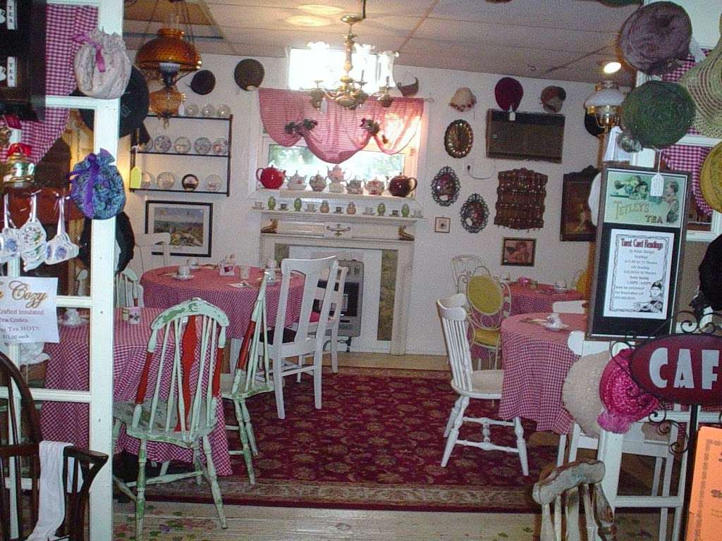 The Shoppe On Cedar Street | 9 Cedar St, Barnegat, NJ 08005, USA | Phone: (609) 489-8949