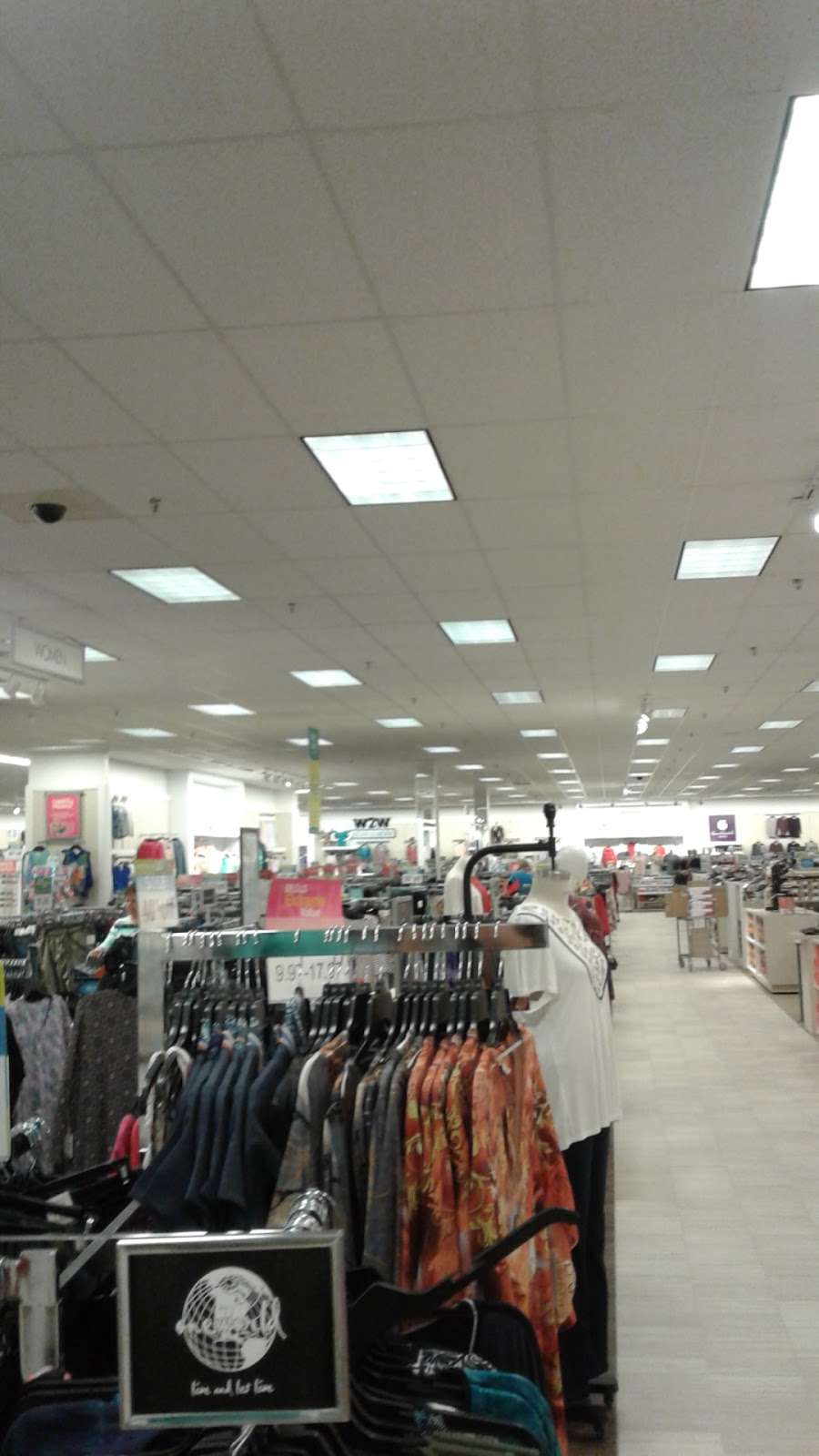 Bealls Florida | 727 E 3rd Ave, New Smyrna Beach, FL 32169, USA | Phone: (386) 427-1358