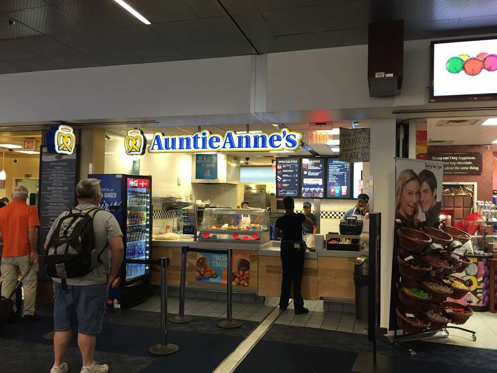 Auntie Annes | 5757 Wayne Newton Blvd Terminal C, Gate E-12, Las Vegas, NV 89119, USA | Phone: (702) 261-7052