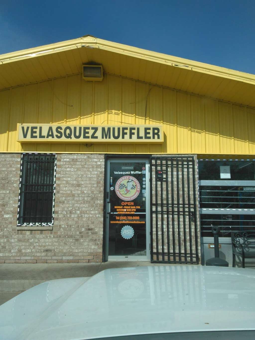 Velasquez Mufflers For Less | 1915 Broadway St, Crest Hill, IL 60403, USA | Phone: (815) 722-3030