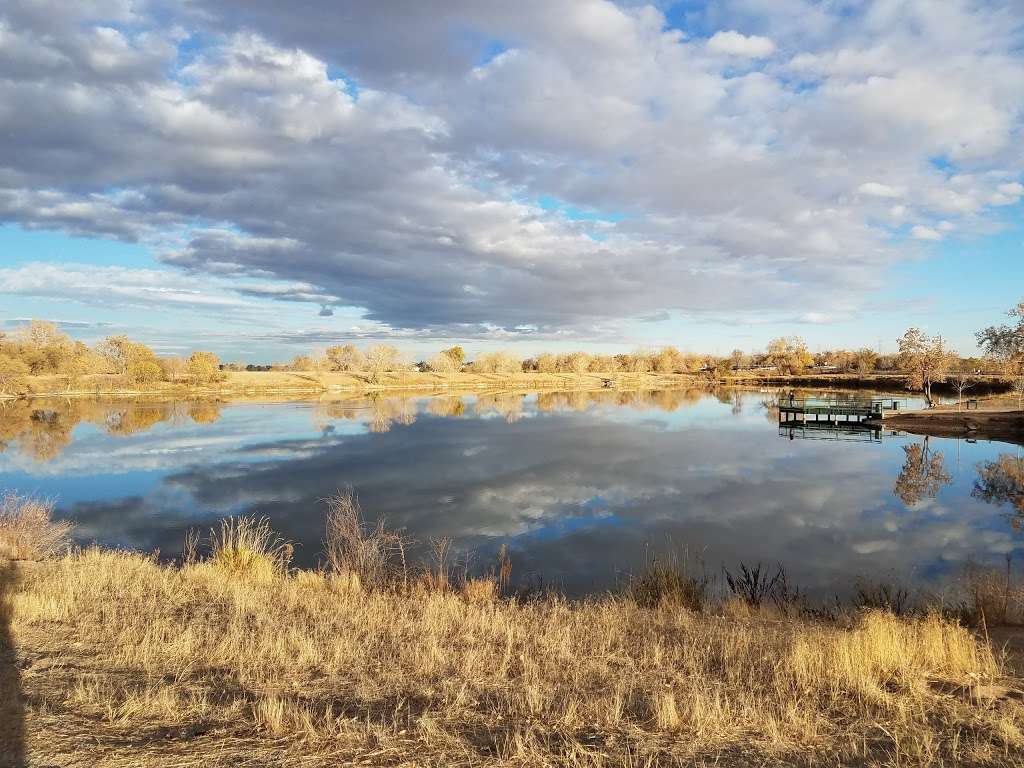 Valente Lake (Adams Co Parks) | 6821 E 104th Ave, Denver, CO 80233, USA | Phone: (303) 637-8000