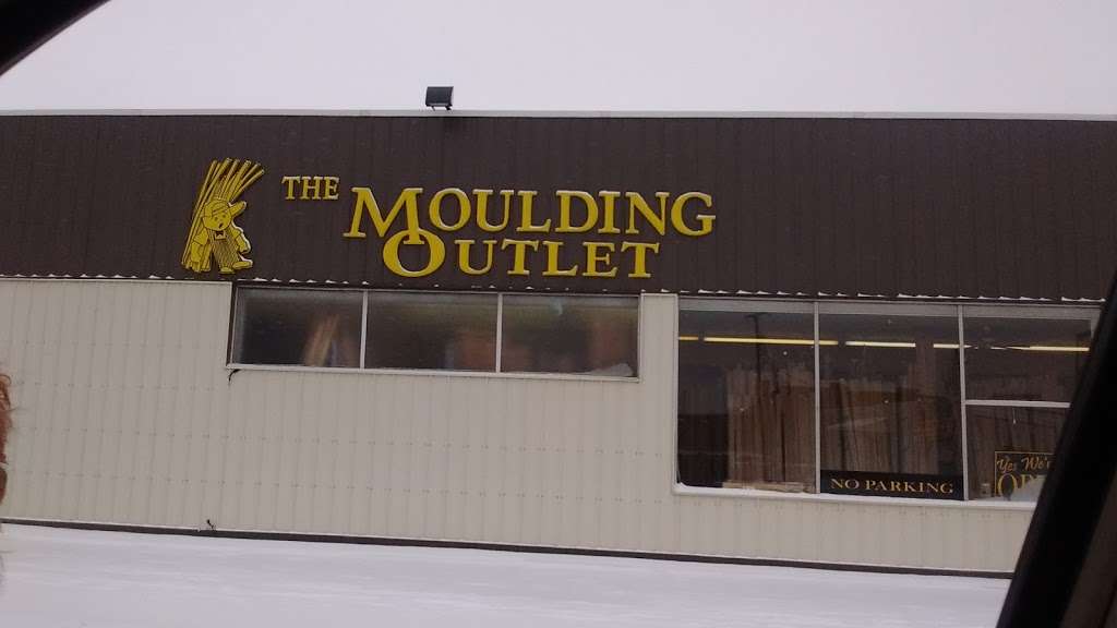 Moulding Outlet Inc | 720 E Lincolnway, La Porte, IN 46350, USA | Phone: (219) 324-0373