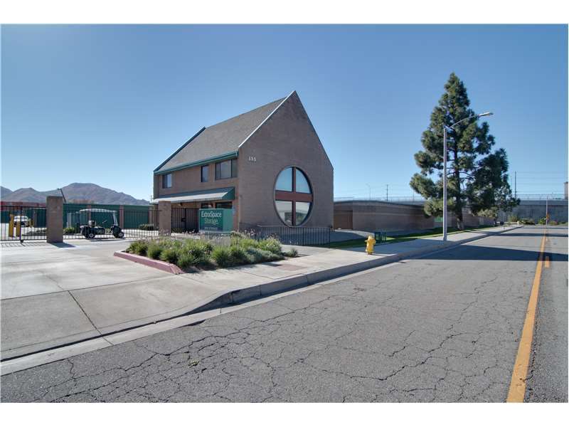 Extra Space Storage | 155 W Club Center Dr, San Bernardino, CA 92408, USA | Phone: (909) 825-9000