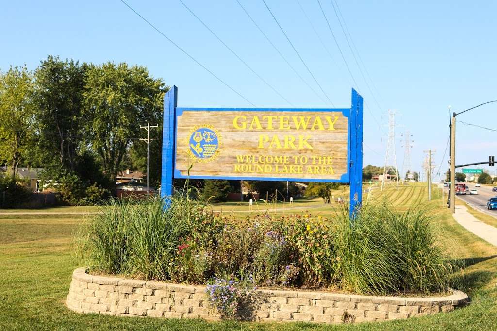 Gateway Park - Round Lake Area Park District | 704 E Clarendon Dr, Round Lake Beach, IL 60073, USA | Phone: (847) 546-8558