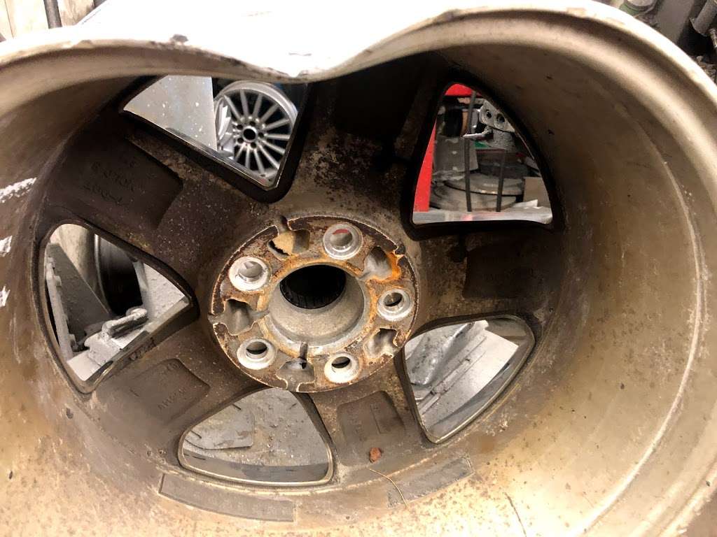Farrar Wheel Repair | 2308 S Morgantown Rd, Greenwood, IN 46143 | Phone: (317) 534-8198