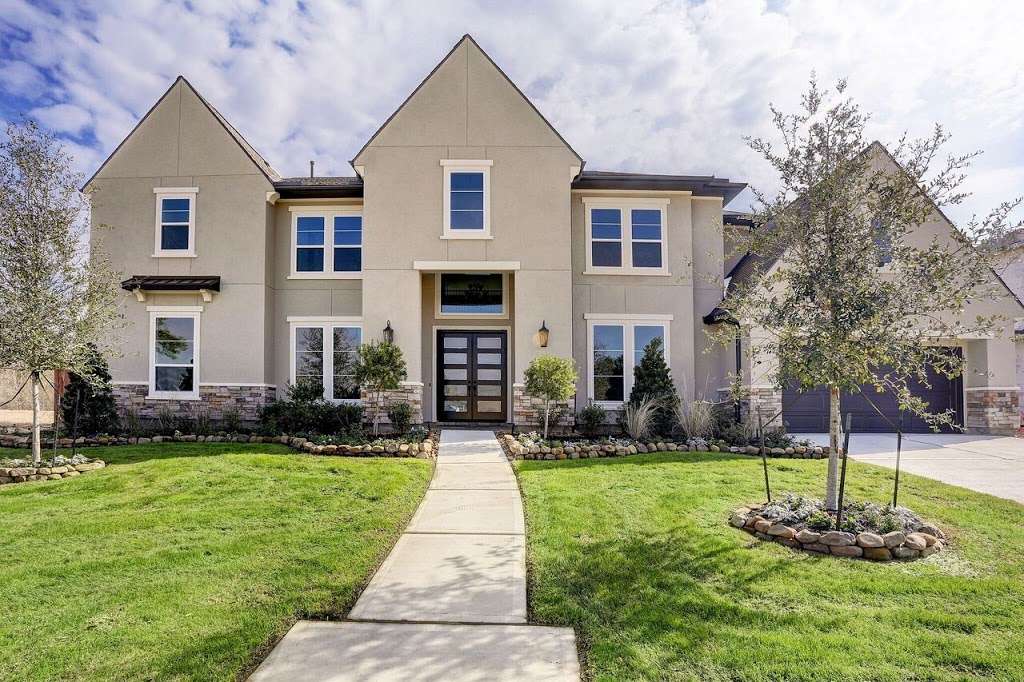 Jenny Hill Realtor | 18425 Champion Forest Dr #230, Spring, TX 77379, USA | Phone: (713) 805-0947