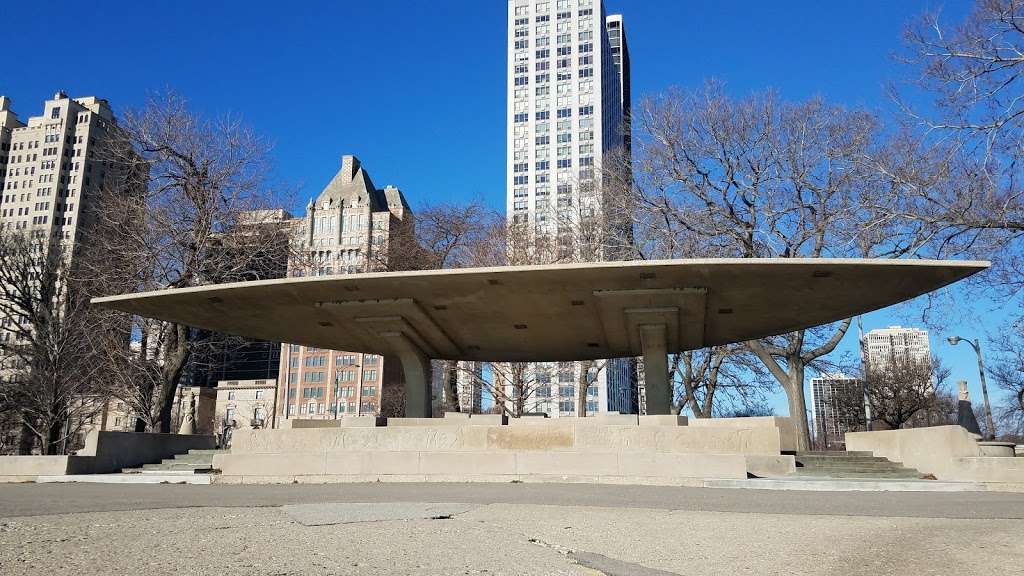 Chess Pavilion | Lakefront Trail, Chicago, IL 60610, USA