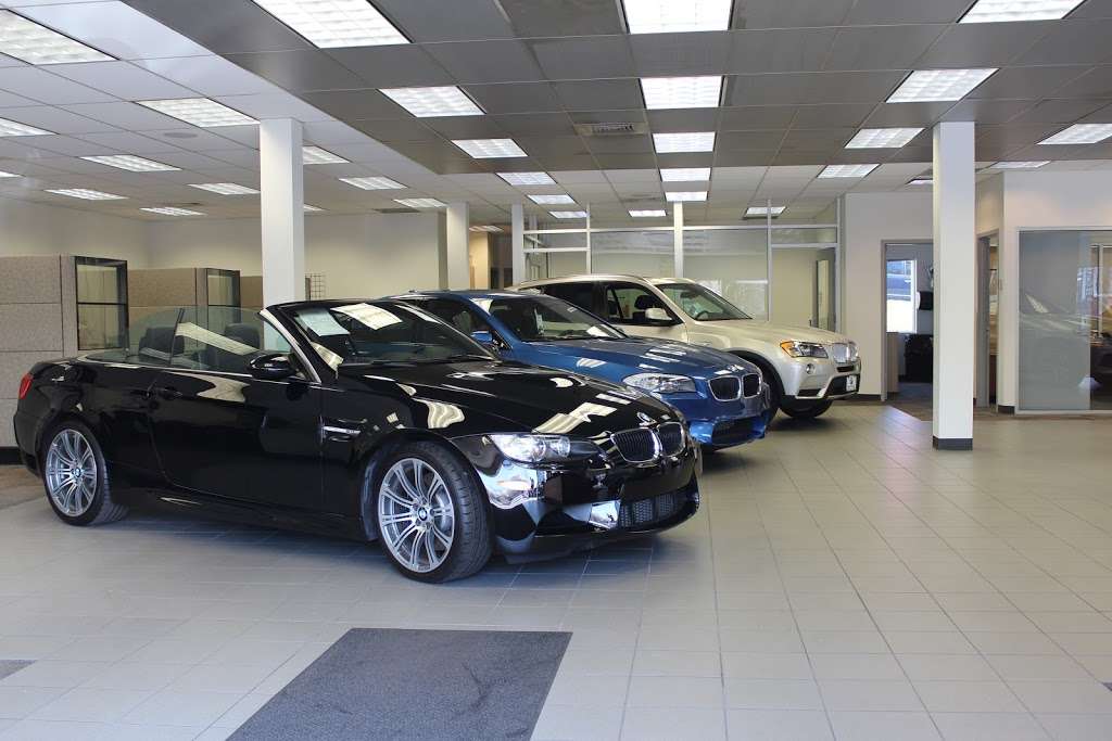 BMW of Bayside | 247-21 Northern Blvd, Douglaston, NY 11363 | Phone: (718) 229-4400
