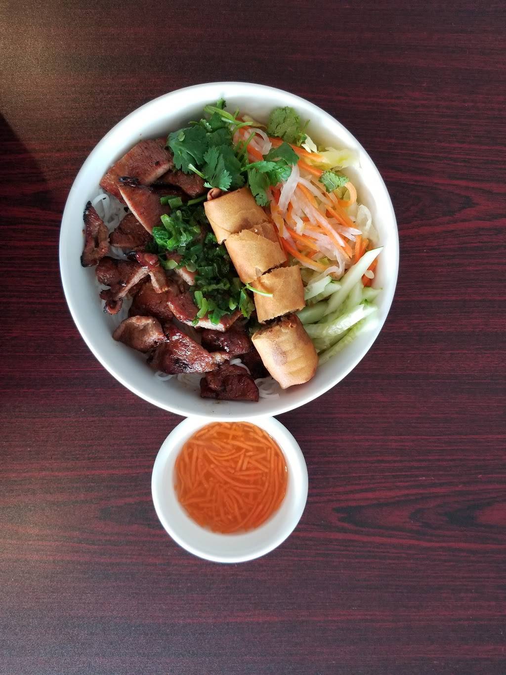 Pho Ngoc Hung | 3508 Courtland Dr, Falls Church, VA 22041, USA | Phone: (703) 347-7575