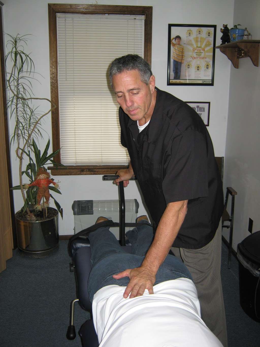 Chiropractic Health Center of Hamburg | 11 Vernon Ave, Hamburg, NJ 07419 | Phone: (973) 827-8150