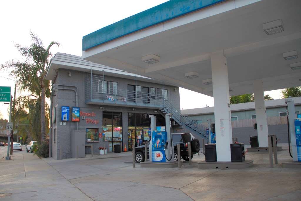 Mobil | 515 Silver Lake Blvd, Los Angeles, CA 90026, USA | Phone: (213) 484-9595