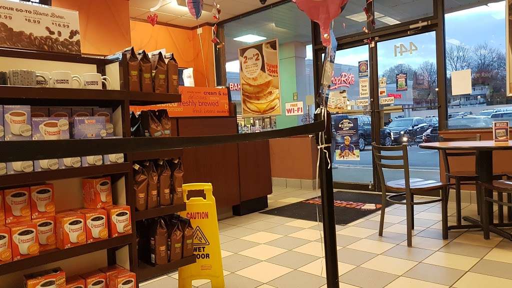 Dunkin | 441 Old Hook Rd, Emerson, NJ 07630, USA | Phone: (201) 588-9418