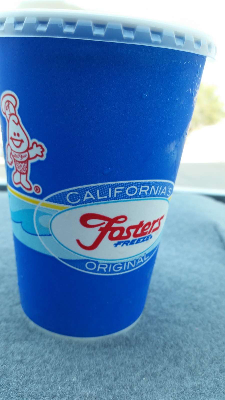 Fosters Freeze | 2080 Rosamond Blvd, Rosamond, CA 93560, USA | Phone: (661) 256-4436