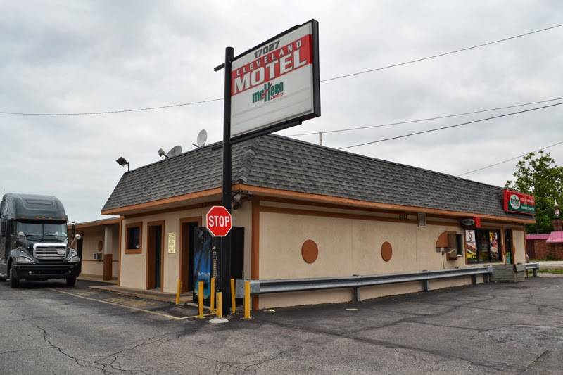 Cleveland Motel | 17027 Euclid Ave, Cleveland, OH 44112, USA | Phone: (216) 531-3121