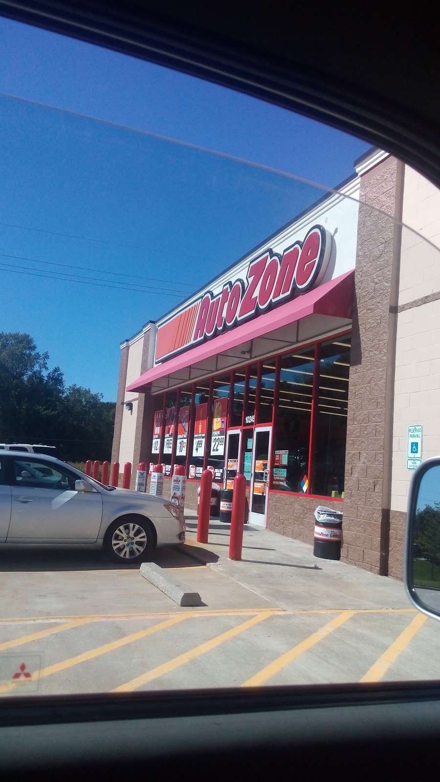 AutoZone Auto Parts | 10245 N Oak Trafficway, Kansas City, MO 64155, USA | Phone: (816) 734-1412