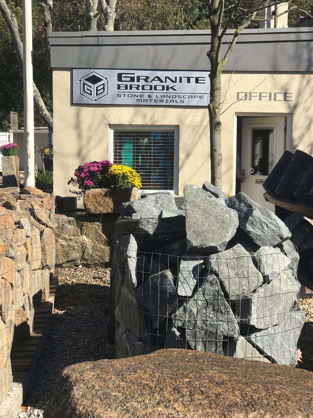 Granite Brook Materials | 199 Church St, Weston, MA 02493, USA | Phone: (781) 788-9700