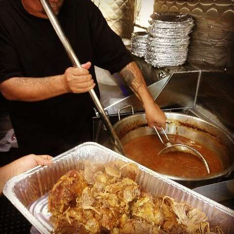 Carnitas Quiroga | 1523 S Pacific Ave, Santa Ana, CA 92704 | Phone: (714) 561-8846