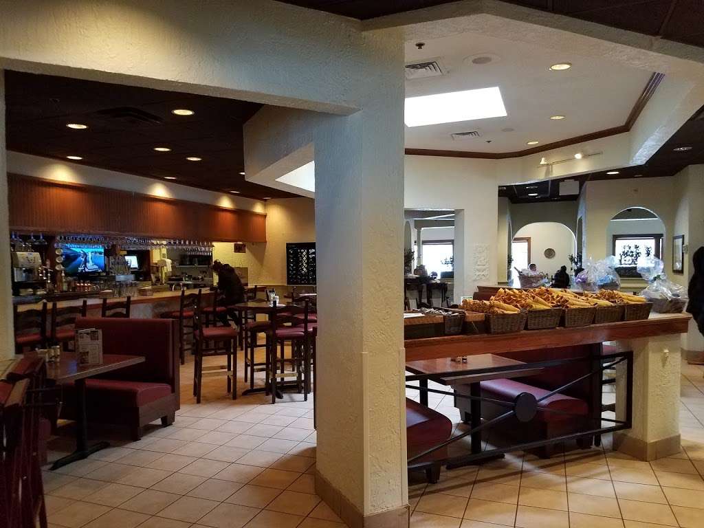 Olive Garden Italian Restaurant | BROOKFIELD SQUARE, 18180 Bluemound Rd, Brookfield, WI 53045, USA | Phone: (262) 821-0300