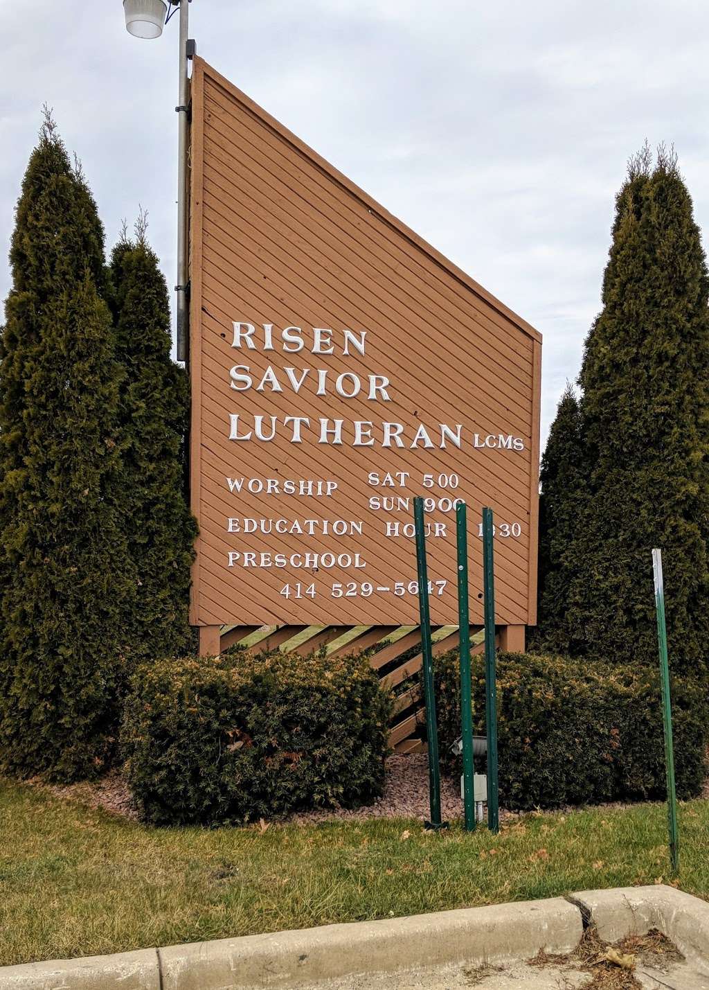 Risen Savior Lutheran Church | 9501 W Drexel Ave, Franklin, WI 53132, USA | Phone: (414) 529-5647