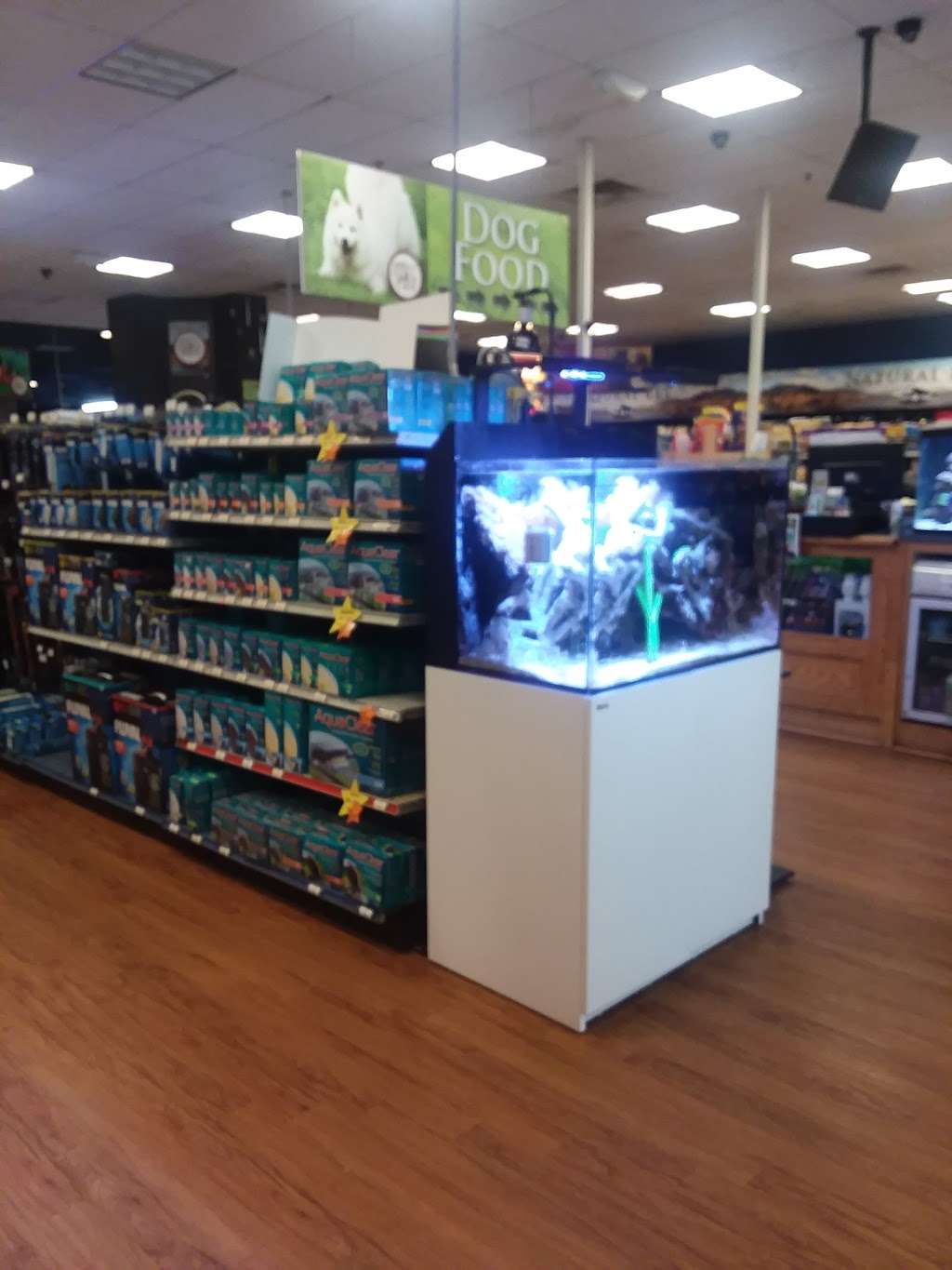 Natural Pet formerly Captain Nemos | 2876 Dekalb Pike, East Norriton, PA 19401 | Phone: (610) 239-1645