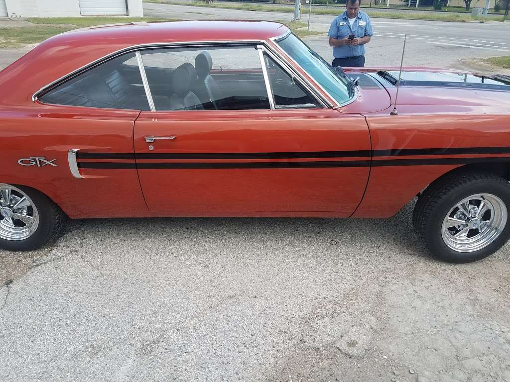 Zebcos Collision | 1300 TX-3, La Marque, TX 77568, USA | Phone: (409) 938-3055