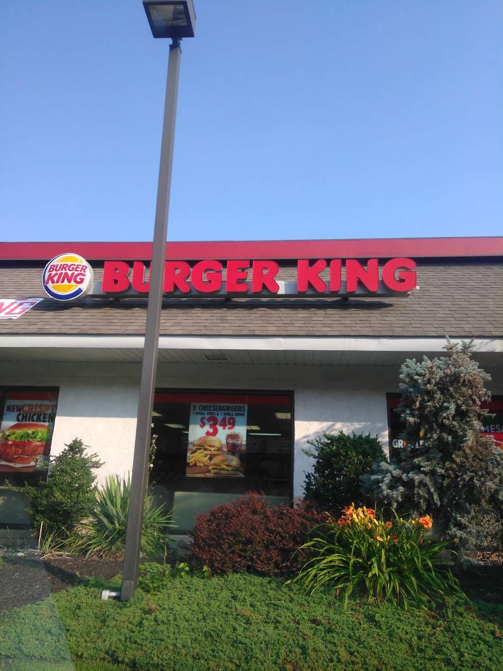 Burger King | 534 Monmouth Rd, Cream Ridge, NJ 08514, USA | Phone: (609) 259-1301