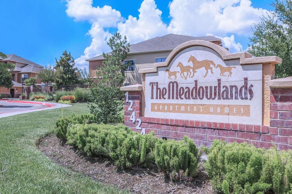 Meadowland Apartment Homes | 12424 Steeple Way Blvd, Houston, TX 77065, USA | Phone: (281) 894-7500