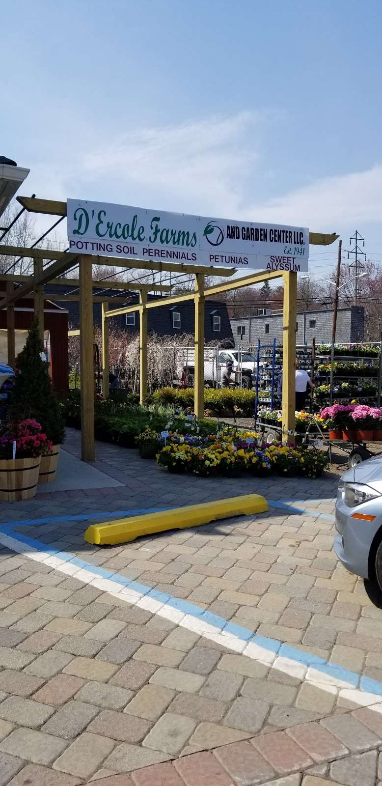 DErcole Farms & Garden Center | 489 Tappan Rd, Northvale, NJ 07647 | Phone: (201) 768-0495