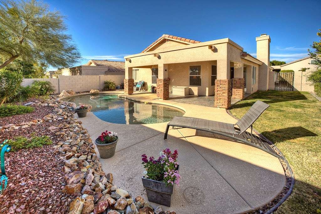 CC Fox Realty LLC | 7909 W Glendale Ave, Glendale, AZ 85303, USA | Phone: (623) 930-7355