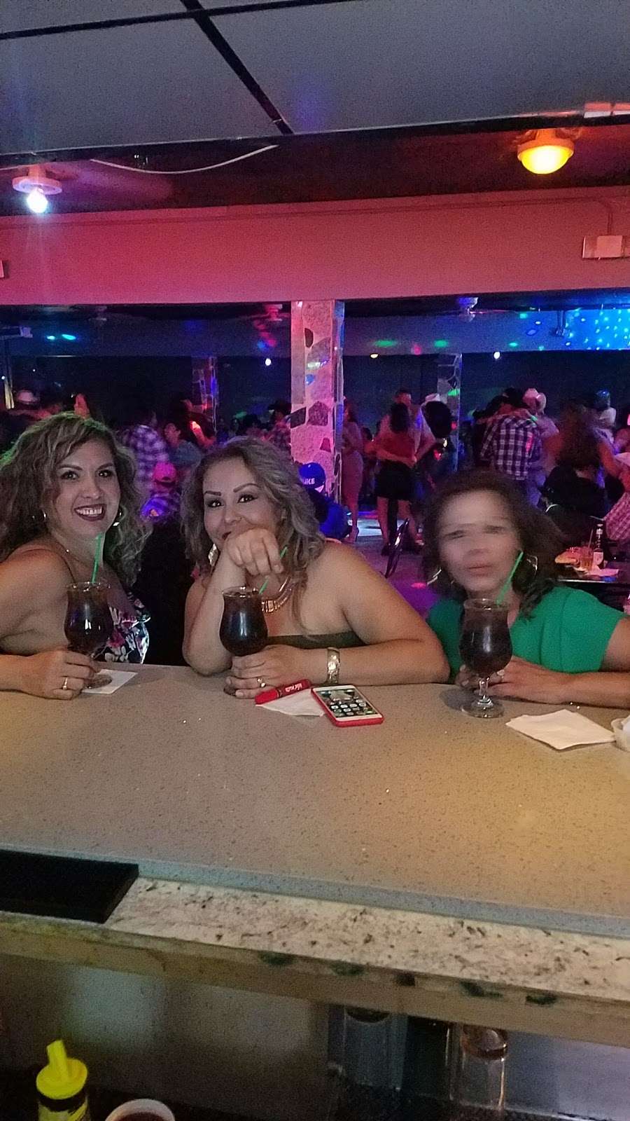 El Tenampa Bar Nightclub | 1707 W Broadway Rd, Phoenix, AZ 85041, USA | Phone: (602) 348-5855