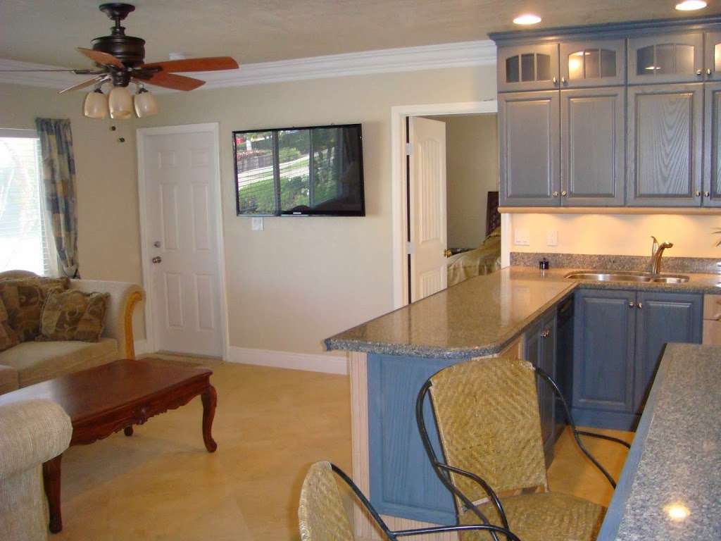 Atlantic Shores Vacation Villas | 100 Bamboo Rd, Palm Beach Shores, FL 33404, USA | Phone: (561) 231-0230