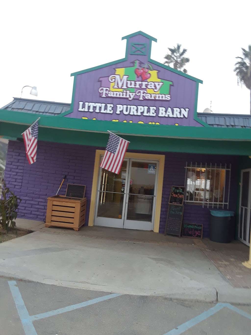 The Little Purple Barn, Murray Family Farms | 9557 Copus Rd, Bakersfield, CA 93313, USA | Phone: (661) 858-1100