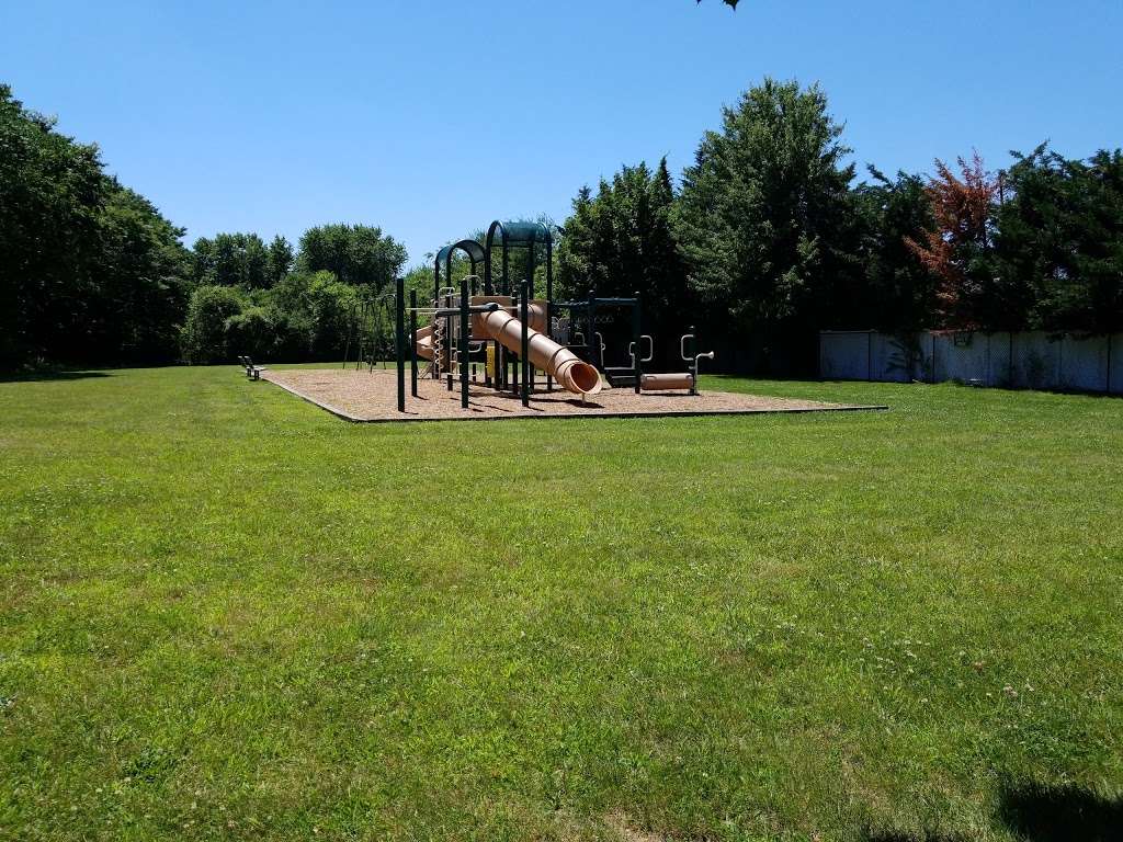 Timberridge Park | 187 Little Plains Rd, Huntington, NY 11743, USA | Phone: (631) 351-3000