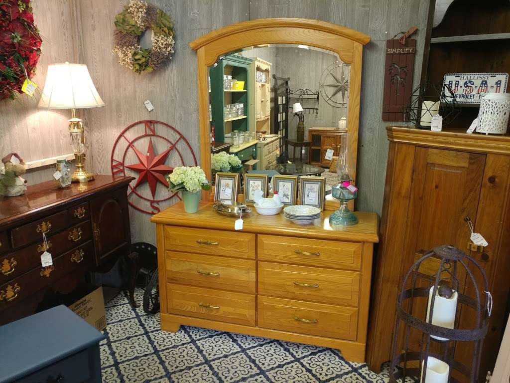 Consignment Corner | 17 Groton Rd, North Chelmsford, MA 01863, USA | Phone: (978) 251-7130