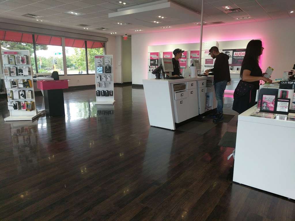 T-Mobile | 2685 S Eastern Ave Ste 100, Las Vegas, NV 89169 | Phone: (702) 432-6478