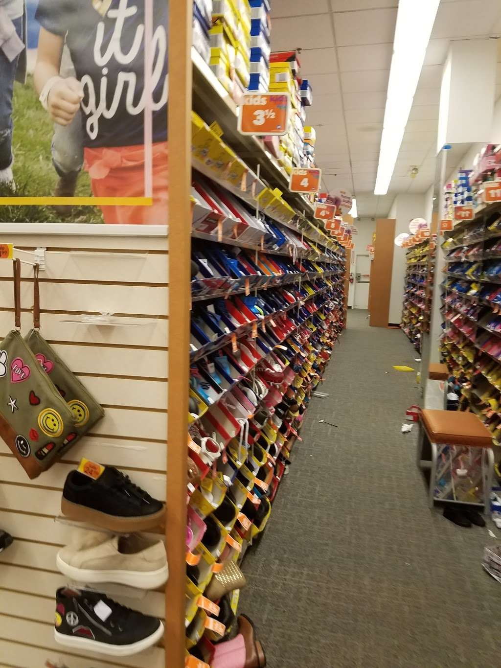 Payless ShoeSource | 112 Eisenhower Pkwy, Livingston, NJ 07039, USA | Phone: (973) 740-1776