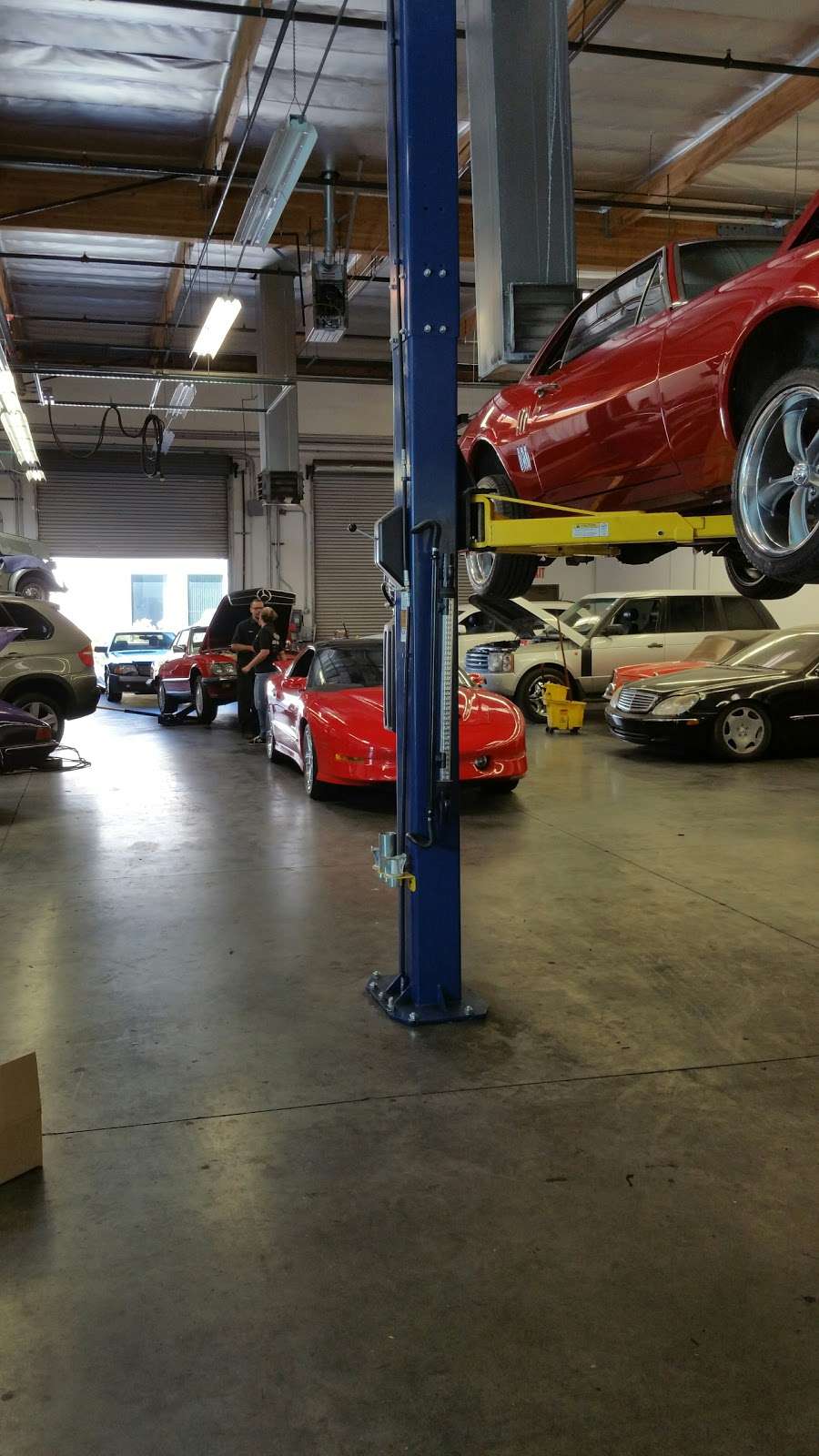 European Auto Specialists | 209 E Avenue K 8 #200, Lancaster, CA 93535 | Phone: (661) 949-6800