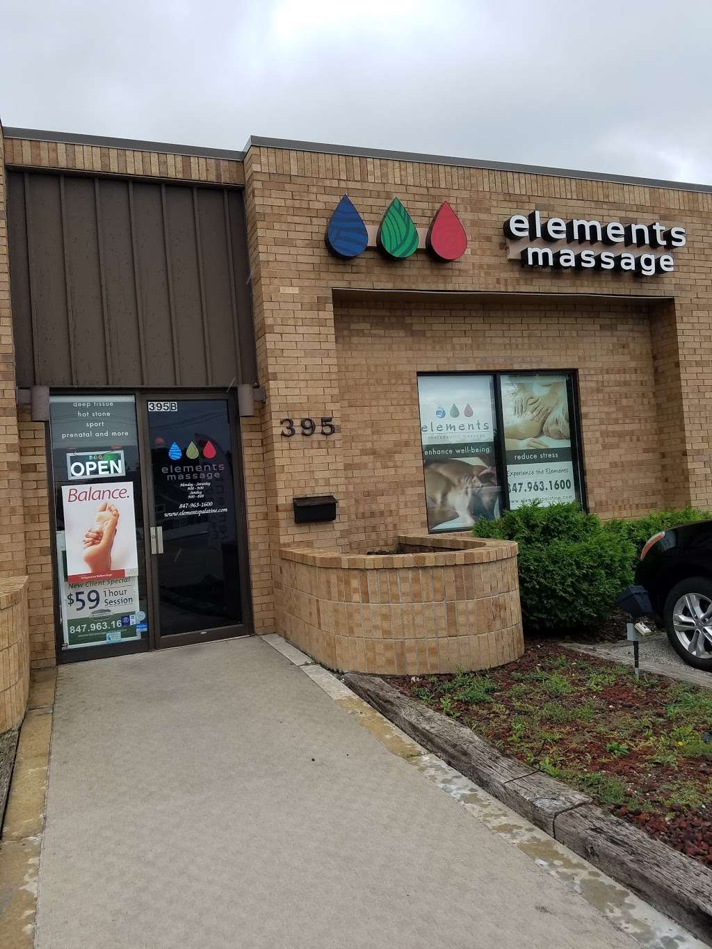 Elements Massage Palatine | 395 W NW Hwy, Palatine, IL 60067, USA | Phone: (847) 963-1600