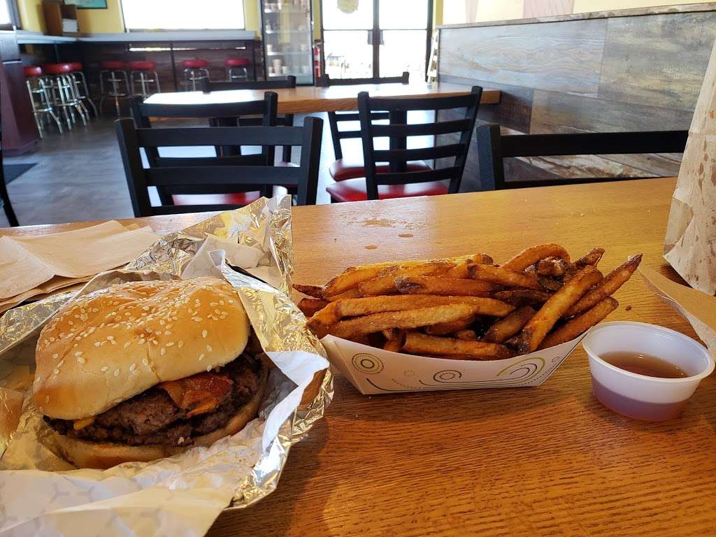 Smash N Dash Burgery | 30428 Sussex Hwy, Laurel, DE 19956, USA | Phone: (302) 715-5710