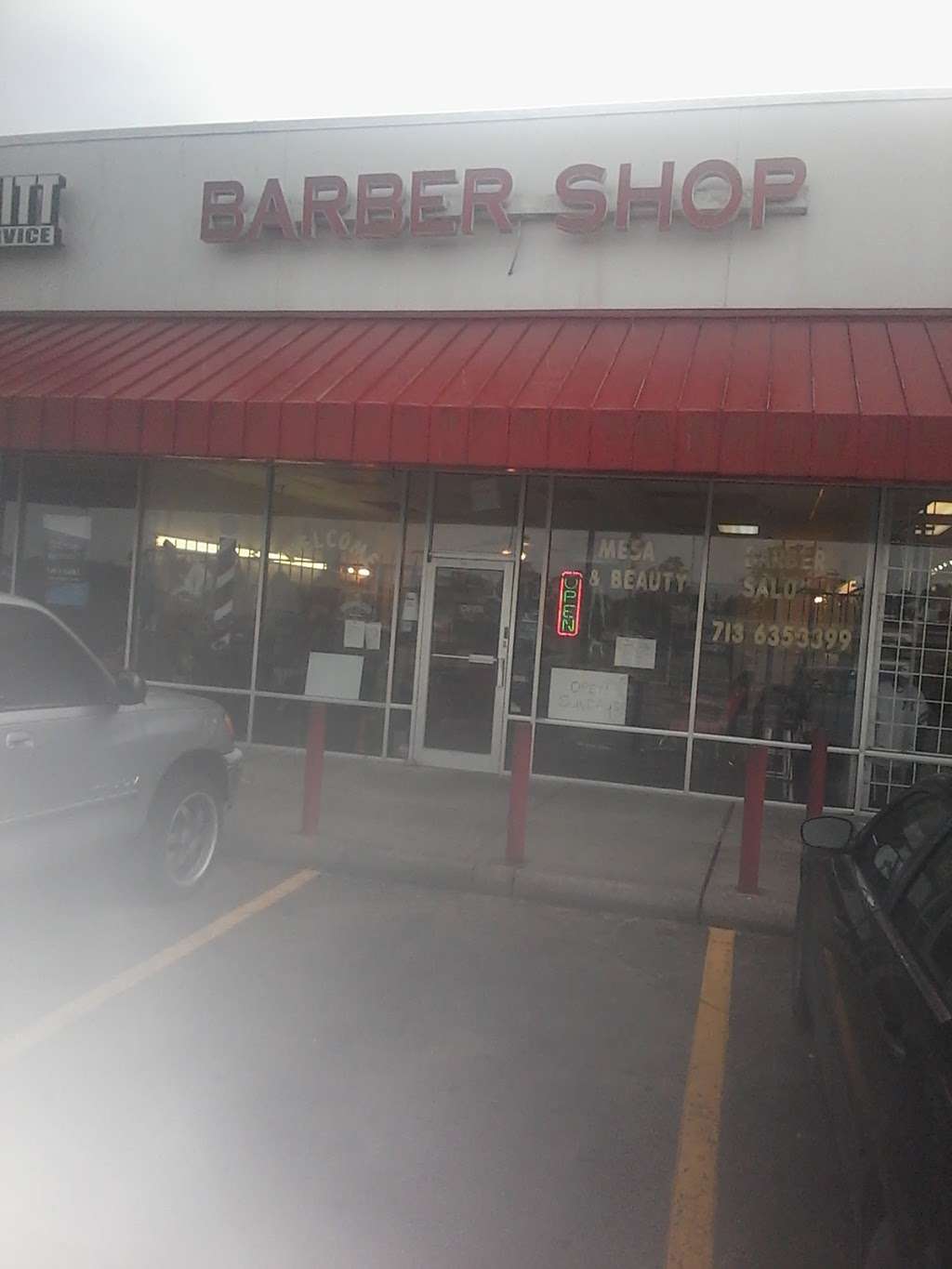 Mesa Barber & Beauty Salon | 9421 Mesa Dr, Houston, TX 77028, USA | Phone: (713) 635-3399