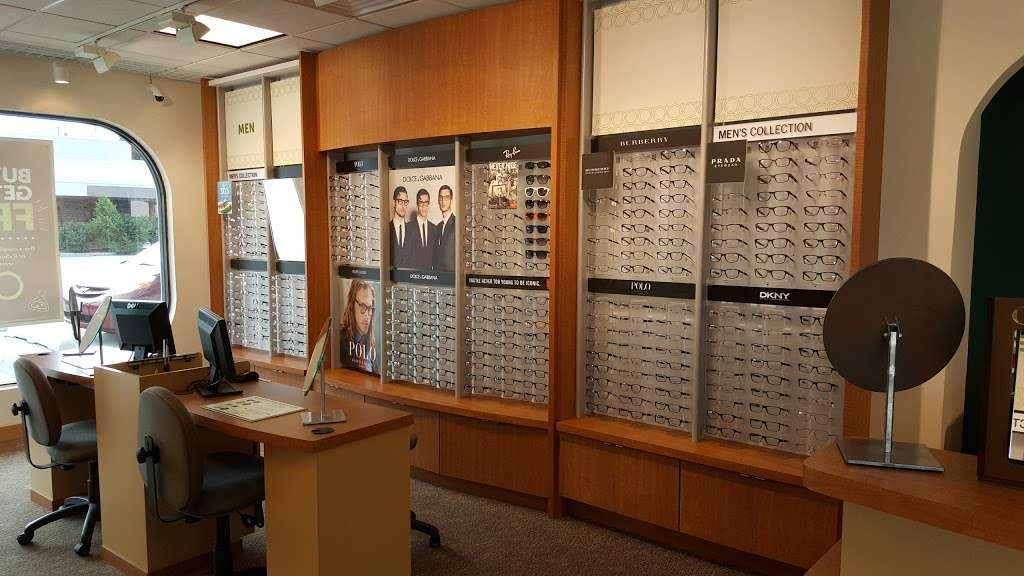 Pearle Vision | 3541 W 95th St, Evergreen Park, IL 60805, USA | Phone: (708) 425-4162