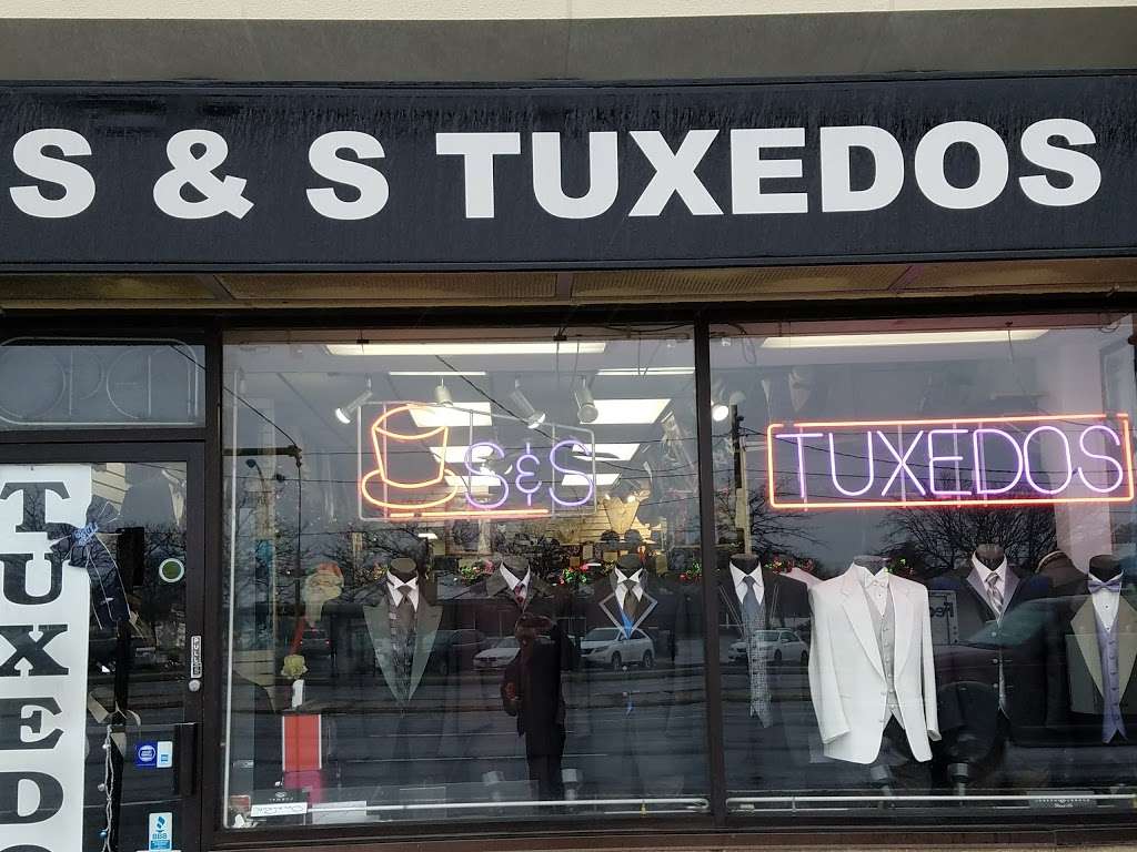 S & S Tuxedos | 260 N Broadway, Hicksville, NY 11801, USA | Phone: (516) 931-4527