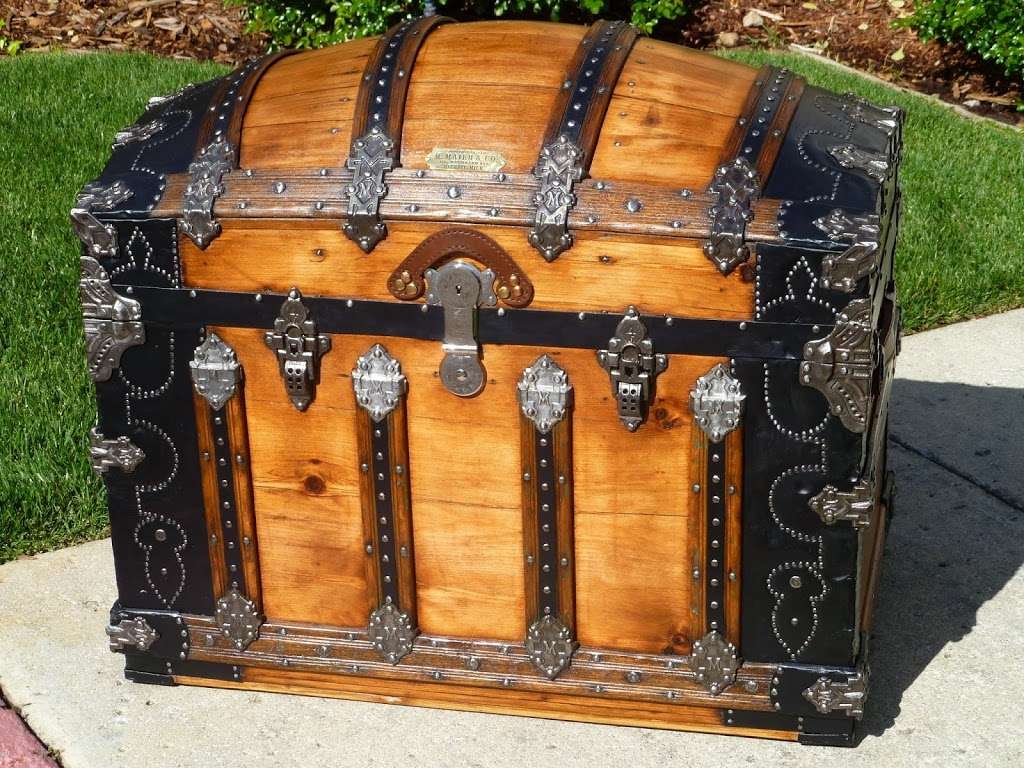 HMS Antique Trunks | 1881 Lakebird Dr, San Jose, CA 95124, USA | Phone: (408) 691-4264