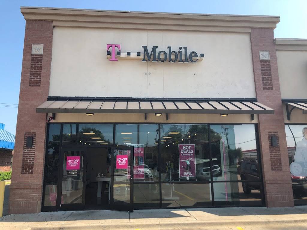 T-Mobile | 3311 W Illinois Ave #500, Dallas, TX 75211, USA | Phone: (214) 333-2800