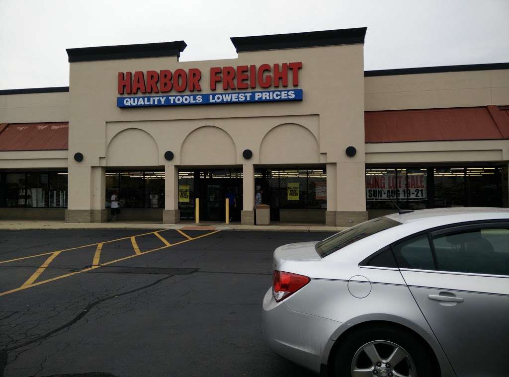 Harbor Freight Tools | 1939 Mannheim Rd, Melrose Park, IL 60160, USA | Phone: (708) 345-2328