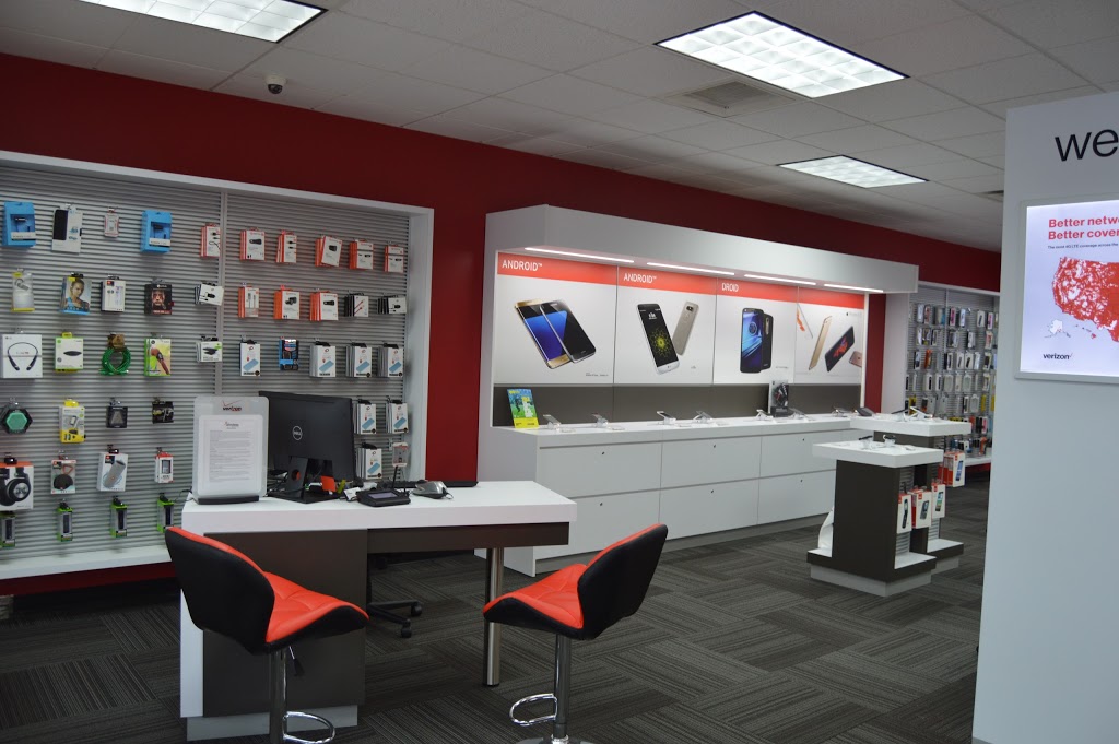 Verizon Authorized Retailer / RW - Foxborough, Ma | 211 North St, Foxborough, MA 02035, USA | Phone: (774) 215-6127