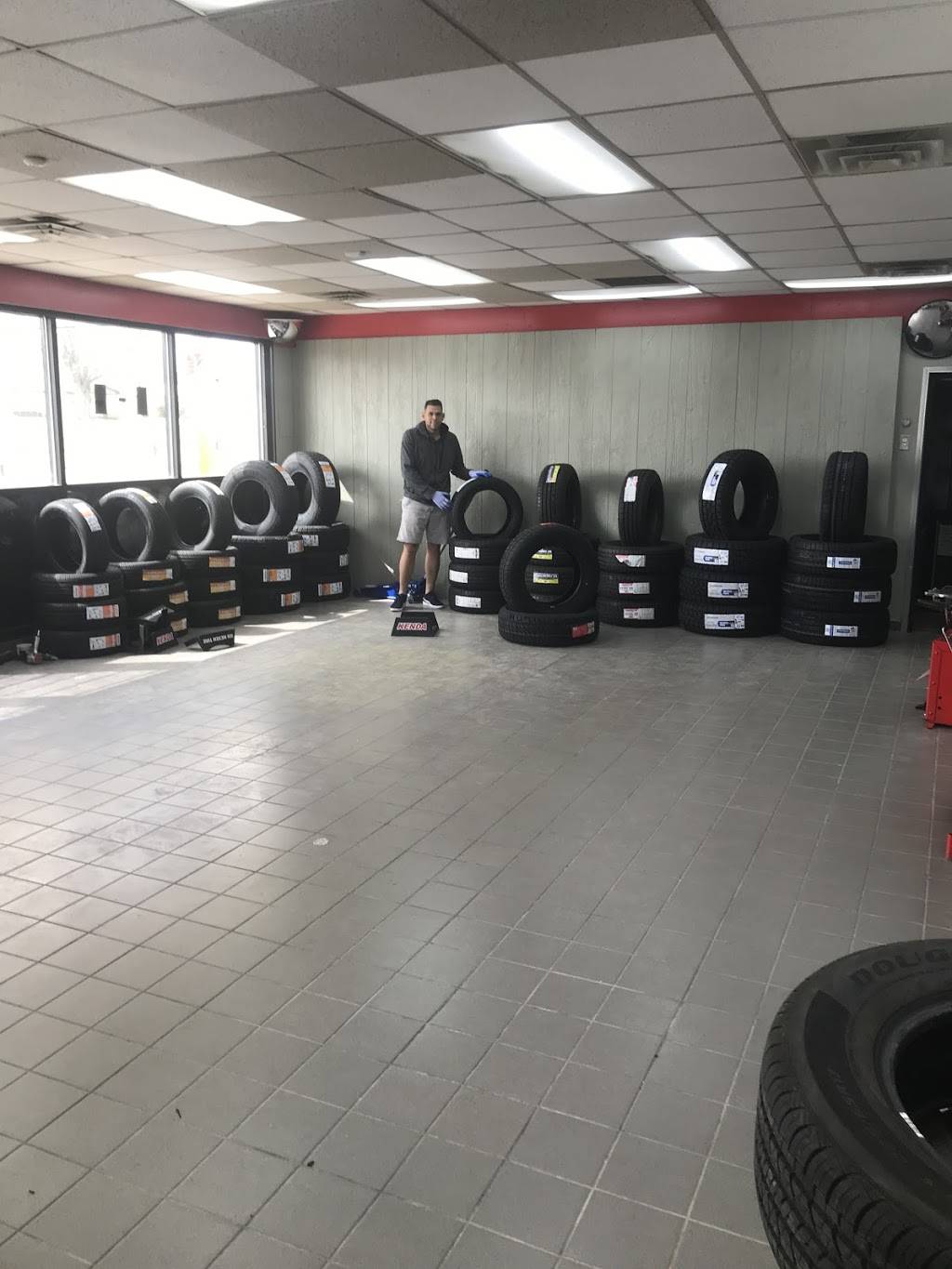 Tulsa Tires | 7701 E 21st St, Tulsa, OK 74129, USA | Phone: (918) 261-7345