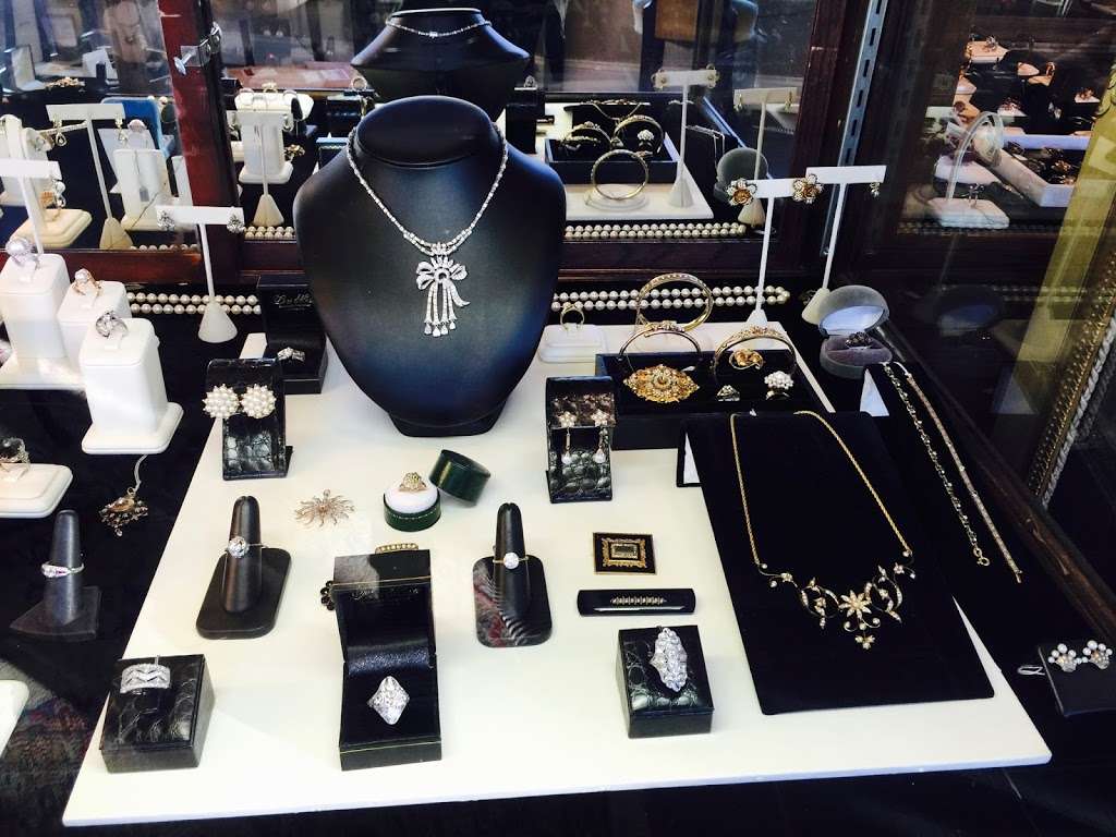 Lori Mesa Antiques & Fine Jewelry | 134 E St Charles Rd, Lombard, IL 60148, USA | Phone: (630) 889-9383