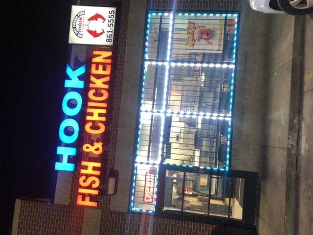 Hook Fish & Chicken | 10600 W Seven Mile Rd, Detroit, MI 48221, USA | Phone: (313) 861-5555