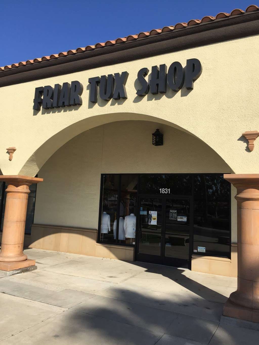 Friar Tux | 1831 Ventura Blvd, Oxnard, CA 93036, USA | Phone: (805) 981-7506